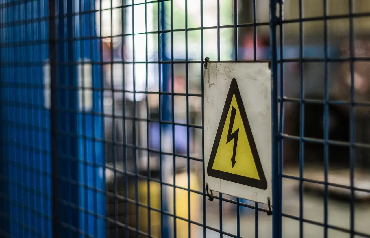 danger, electricity, warning, energy, flash, power, dangerous, bolt, voltage, electric, electrical, gate, high-voltage. What Does an NFPA 70E Electrical Safety Program Cost a Contractor?